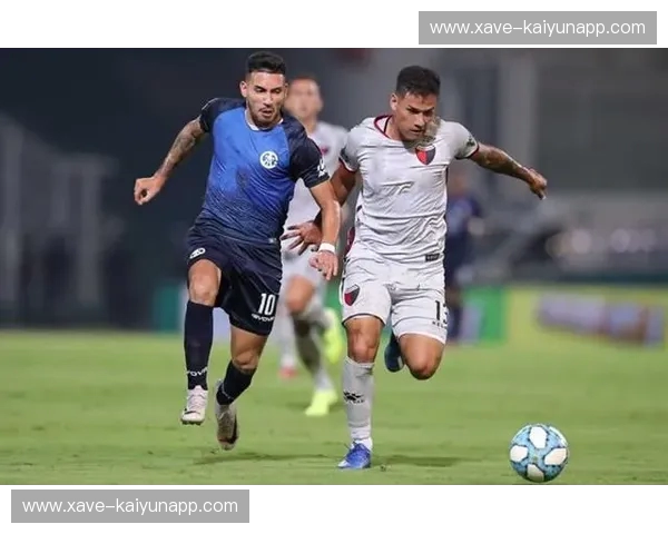 战火重燃：罗萨里奥与科隆的足球史诗，荣耀与激情的双重奏